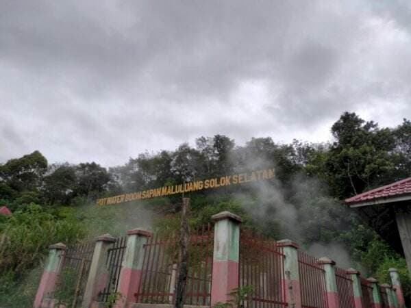 Berkunjung ke Hot Water Boom Pertama dan Satu-satunya di Sumatera Barat, Bisa Terapi Air