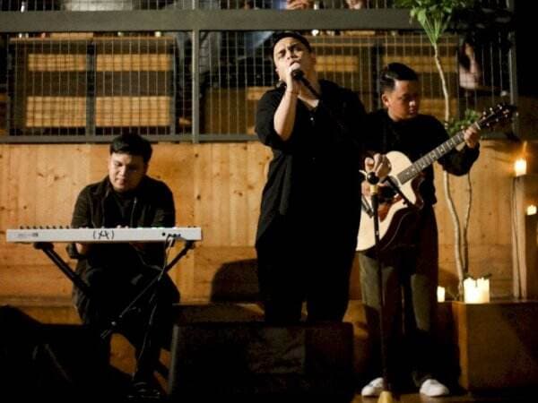 Warner Music Indonesia Gelar Fundraising Night untuk Korban Gempa Cianjur Warner Music Indonesia Gelar Fundraising Night untuk Korban Gempa Cianjur