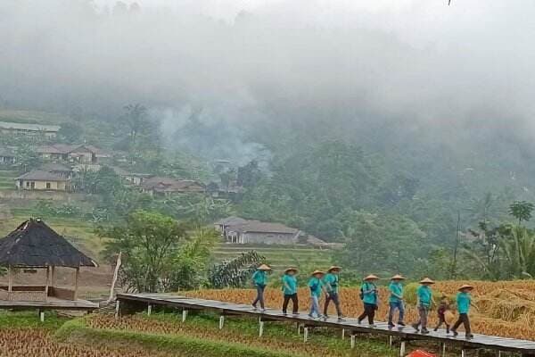 Bumdes Bhakti Kencana Kembangkan Agrowisata di Kaki Gunung Salak