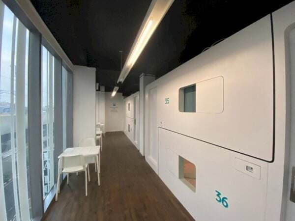 Pengalaman Nginap di Bobobox, Hotel Kapsul ala Jepang Idola Para Traveler Low Budget Pengalaman Nginap di Bobobox, Hotel Kapsul ala Jepang Idola Para Traveler Low Budget