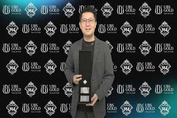 UBS Gold Sponsor Resmi M4 World Championship UBS Gold Sponsor Resmi M4 World Championship