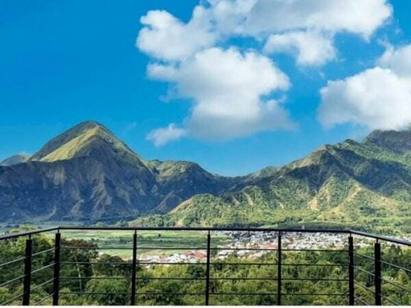 Kafenya Anak Senja! Berada di Ketinggian 1277 MDPL, Jual Panorama Gunung dan Desa Wisata Kafenya Anak Senja! Berada di Ketinggian 1277 MDPL, Jual Panorama Gunung dan Desa Wisata