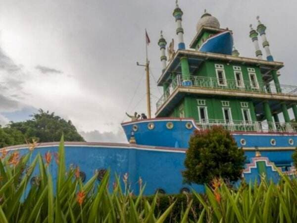 Kisah Pilu di Balik Masjid Kapal Bosok Serang, Terinspirasi dari Kapal yang Membusuk