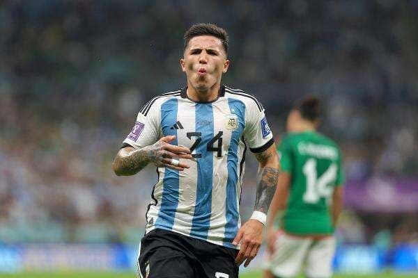 Profil Enzo Fernandez Argentina Bintang Muda Buruan Klub Elit Eropa Profil Enzo Fernandez Argentina Bintang Muda Buruan Klub Elit Eropa