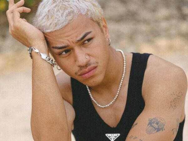 Profil Emil Mario, Seleb TikTok yang Disebut Hina Kalimat Syahadat Pakai Bahasa Kotor Profil Emil Mario, Seleb TikTok yang Disebut Hina Kalimat Syahadat Pakai Bahasa Kotor