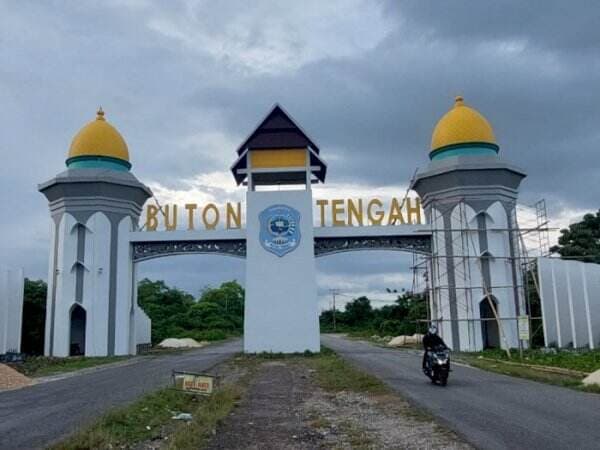 Dijuluki Negeri 1.000 Gua, Buton Tengah Juga Punya Pantai Eksotik yang Wajib Kamu Kunjungi