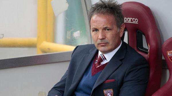 Liga Italia dan AC Milan Berduka, Sinisa Mihajlovic Tutup Usia Usai Melawan Kanker Liga Italia dan AC Milan Berduka, Sinisa Mihajlovic Tutup Usia Usai Melawan Kanker