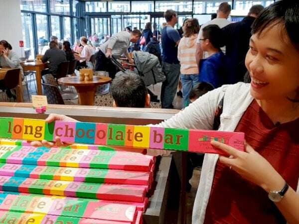 Gagal Fokus! Toko Ini Jual Cokelat 1 Meter, Surga Oleh-oleh Choco Lovers di Aussie