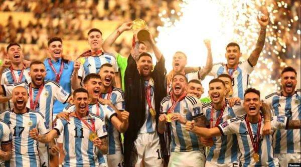 Juara Piala Dunia, Timnas Argentina Dapat Hadiah Uang Tunai 42 Juta Dolar AS Juara Piala Dunia, Timnas Argentina Dapat Hadiah Uang Tunai 42 Juta Dolar AS
