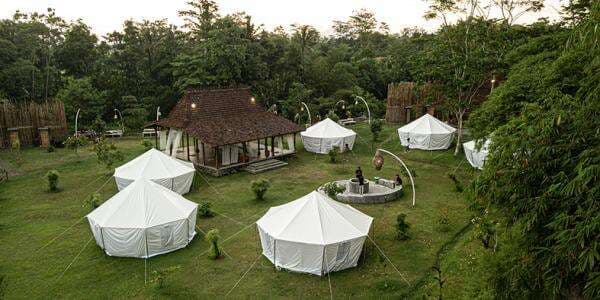 Rekomendasi Tempat Family Gathering di Jogja Nyaman dan Murah Rekomendasi Tempat Family Gathering di Jogja Nyaman dan Murah