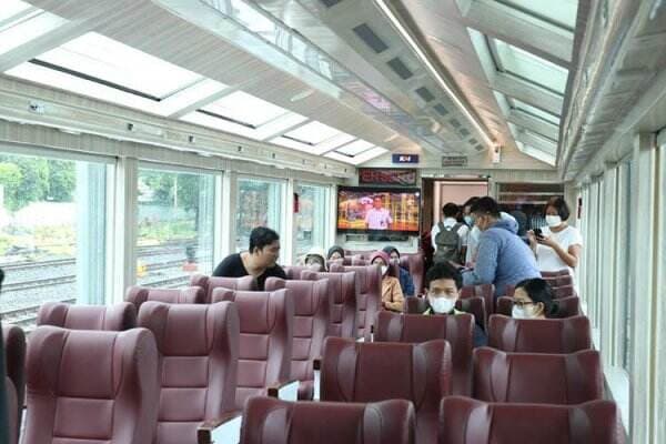 Menilik Fasilitas Gerbong Kereta Api Panoramic, Gerbong Mewah Terbaru Taksaka Jakarta Jogja Menilik Fasilitas Gerbong Kereta Api Panoramic, Gerbong Mewah Terbaru Taksaka Jakarta Jogja