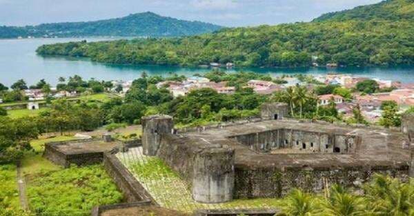 Sejarah Banda Neira, Pulau Indah yang Jadi Incaran Penjajah Sejarah Banda Neira, Pulau Indah yang Jadi Incaran Penjajah