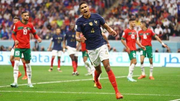 Raphael Varane Umumkan Pensiun Bermain dari Timnas Prancis di Usia 29 Tahun Raphael Varane Umumkan Pensiun Bermain dari Timnas Prancis di Usia 29 Tahun