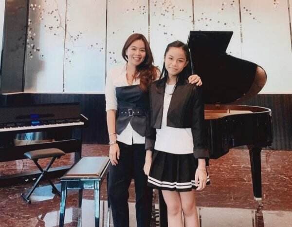 Top! Pianis Cilik Indonesia Anela Kaylea Juara 1 Kompetisi Piano di Hong Kong