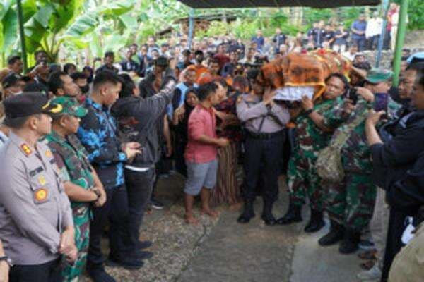 Senapan Peluru Tajam Briptu MK Berujung Maut di Pentas Dangdut, JPW: Pimpinan Harus Tanggung Jawab! Senapan Peluru Tajam Briptu MK Berujung Maut di Pentas Dangdut, JPW: Pimpinan Harus Tanggung Jawab!
