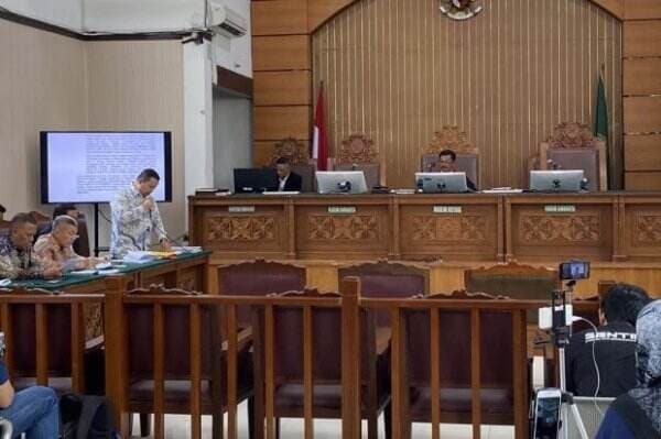 Sidang Perdana Praperadilan, Pengacara Ungkap Alasan Penetapan Tersangka Tom Lembong Tidak Sah