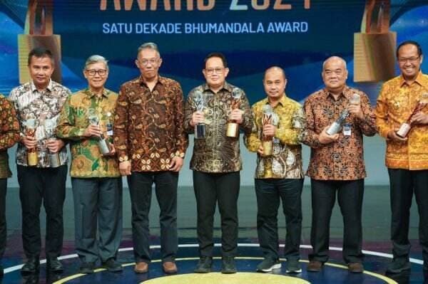 Pemprov Jatim Sabet 3 Penghargaan Bhumandala Award