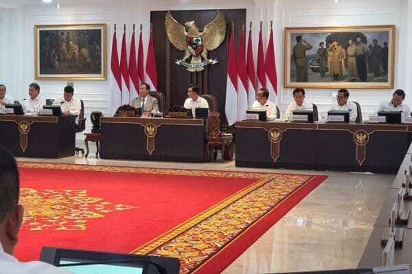 Pesan Prabowo ke Menterinya: Jangan Ragu Telepon Saya Jika Ada Masalah