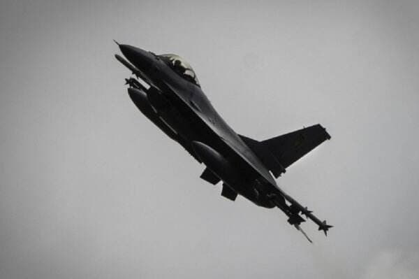 Pakar AS: Jatuhnya Jet Tempur F-16 Ukraina Harusnya Bikin Rusia dan China Takut