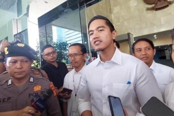 Kaesang Pangarep Isi Formulir Gratifikasi di KPK