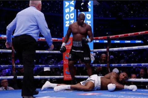 Anthony Joshua Hidupkan Klausul Duel Ulang usai Di-KO Daniel Dubois