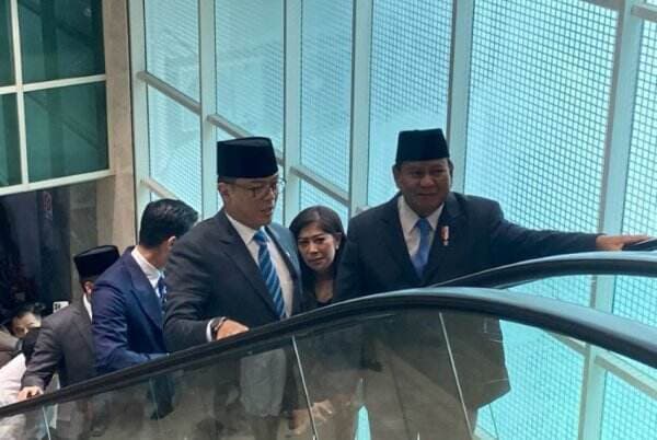 Prabowo Hadiri Rapat Kerja Bersama Komisi I DPR