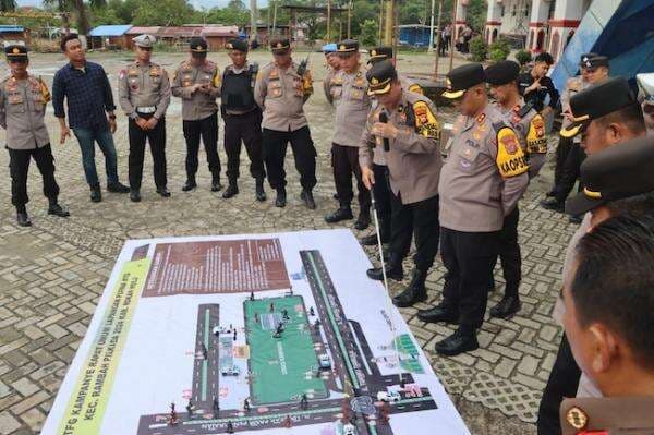 Polres Rokan Hulu Gelar Apel Pengamanan Kampanye Paslon Bupati