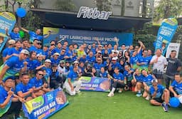 Kalbe Nutritionals Kenalkan Fitbar Protein Bar di Ajang Borobudur Marathon 2024