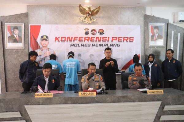 Bawa Lari dan Cabuli Anak Perempuan di Bawah Umur, Seorang TNI Gadungan Dibekuk Polres Pemalang Bawa Lari dan Cabuli Anak Perempuan di Bawah Umur, Seorang TNI Gadungan Dibekuk Polres Pemalang