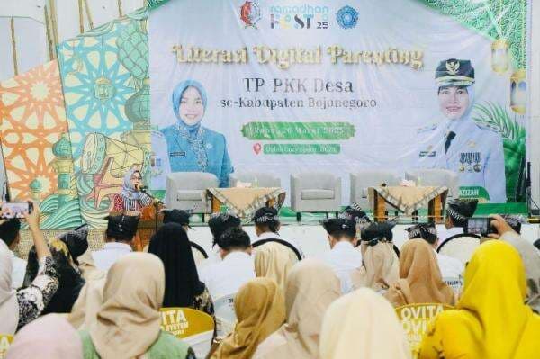 Literasi Digital Parenting di GOR Dolokgede, Dukung Generasi Bojonegoro Bijak Digital Literasi Digital Parenting di GOR Dolokgede, Dukung Generasi Bojonegoro Bijak Digital