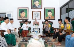 Jabat Kapolres Jombang, AKBP Ardi Kurniawan Lakukan Kunjungan ke Pondok Pesantren Tebuireng