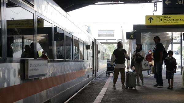 Kereta Legendaris KA Parahyangan Siap Beroperasi Kembali Mulai 1 Februari 2025