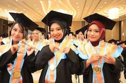  75 Lulusan STIKES Telogorejo Sudah Mendapat Pekerjaan Sebelum Wisuda