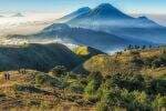 10 Gunung Terindah di Indonesia untuk Mendaki, Nomor 2 Punya Padang Edelweis