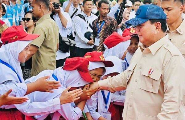 Prabowo Minta Maaf, Belum Semua Anak Indonesia Terima Makan Bergizi Gratis