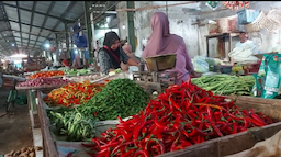 Jelang Natal dan Tahun Baru, Harga Cabai di Pasar Induk Pemalang Melonjak Naik