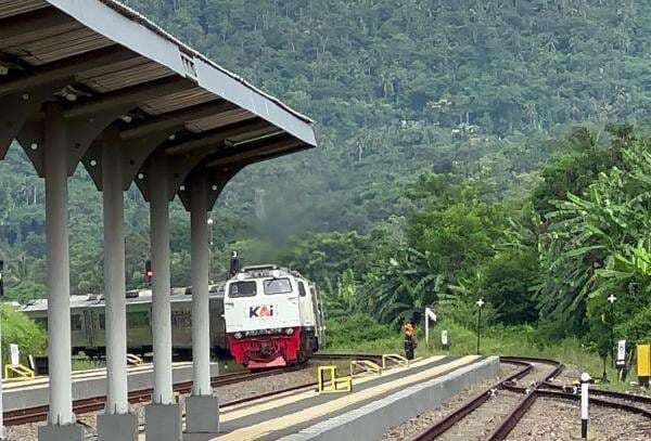 138.017 Pelanggan KA Telah Diberangkatkan dari Daop 5 Purwokerto! Masih Tersedia 35 Ribu Tiket