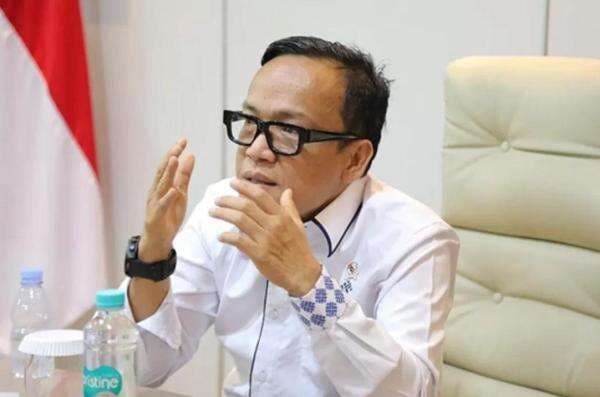 Respon Sekar BUMN Soal Direksi PT Pegadaian Harus Faham Hubungan Industrial, Wamenaker: Saya Dukung Respon Sekar BUMN Soal Direksi PT Pegadaian Harus Faham Hubungan Industrial, Wamenaker: Saya Dukung