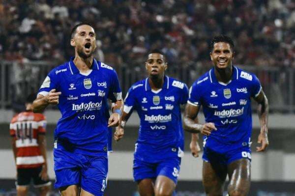 Cara Nonton Link Live Streaming Persib vs PSM di Super League Malam Ini Cara Nonton Link Live Streaming Persib vs PSM di Super League Malam Ini
