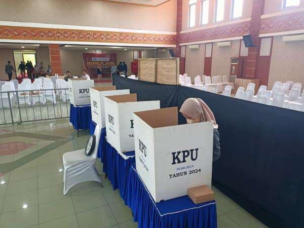 KPU Probolinggo Mulai Simulasi Penghitungan dan Pemungutan Surat Suara Pilkada 2024