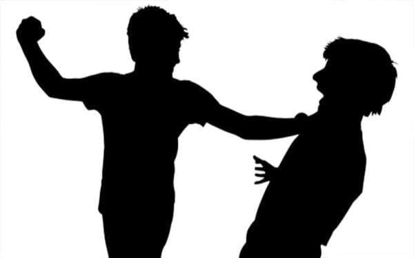 Dokter Aniaya Pengusaha di Bandung Pakai Stik Besi, Korban Luka 16 Jahitan di Kepala Dokter Aniaya Pengusaha di Bandung Pakai Stik Besi, Korban Luka 16 Jahitan di Kepala