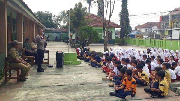 Bangun Kesadaran Anti-Bullying, Bhabinkamtibmas dan Babinsa Imbanagara Adakan Penyuluhan di SDN 01