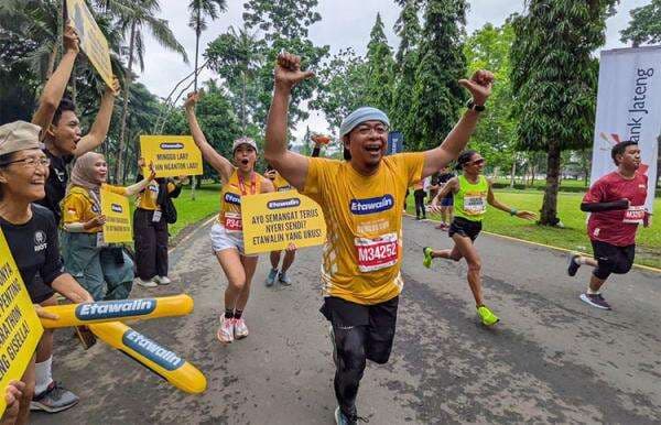 Hadir di Borobudur Marathon 2024, Etawalin Dukung Gaya Hidup Sehat