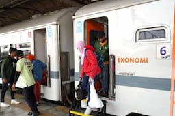 Kereta Api Kahuripan, Favorit dan Pilihan Penumpang dari Madiun Tujuan Bandung dan Sebaliknya