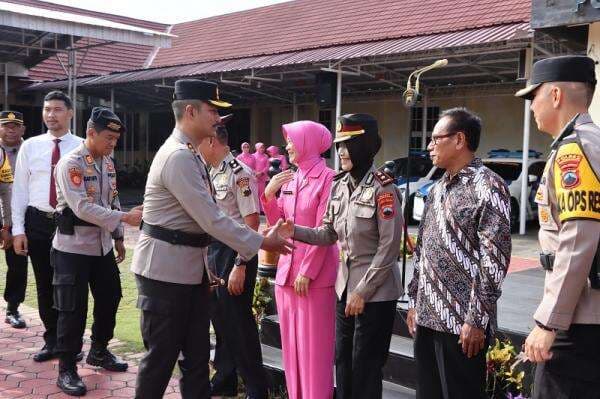 Dua Anggota Polres Grobogan Menerima Kenaikan Pangkat Dari AKP Menjadi Kompol, Siapa Saja