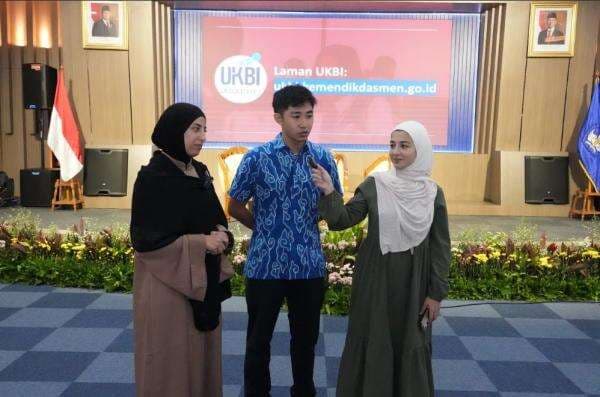 UKBI Adaptif Capai 1 Juta Peserta, Wujudkan Peningkatan Literasi Berbahasa Indonesia UKBI Adaptif Capai 1 Juta Peserta, Wujudkan Peningkatan Literasi Berbahasa Indonesia