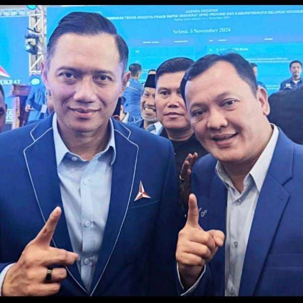 Kedekatan Aris Sandi dengan Ketua Umum Partai Demokrat untuk Masa Depan Pesawaran