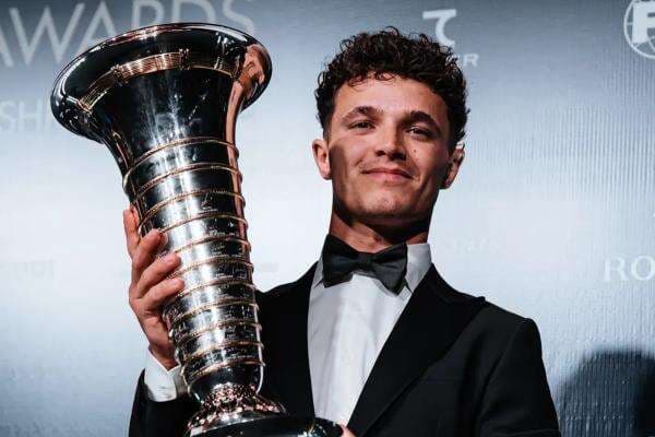 Saran dari Legenda MotoGP Bantu Lando Norris Jadi Juara Dunia F1 2025 Saran dari Legenda MotoGP Bantu Lando Norris Jadi Juara Dunia F1 2025
