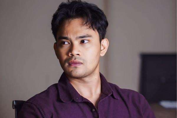 Insanul Fahmi Pilih Berpoligami karena Tak Puas Urusan Ranjang Insanul Fahmi Pilih Berpoligami karena Tak Puas Urusan Ranjang