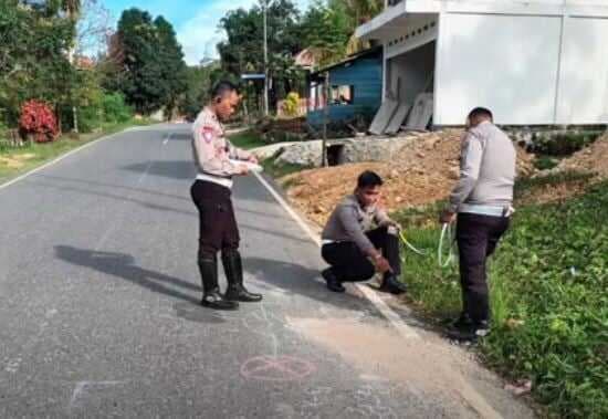 Kecelakaan Maut di Baubau Tewaskan 2 Bocah Boncengan Motor usai Tabrak Pikap Kecelakaan Maut di Baubau Tewaskan 2 Bocah Boncengan Motor usai Tabrak Pikap
